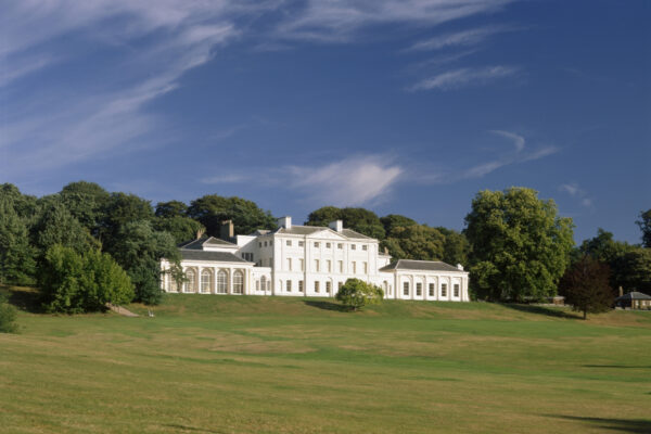 Kenwood Exterior - LARGE IMAGE